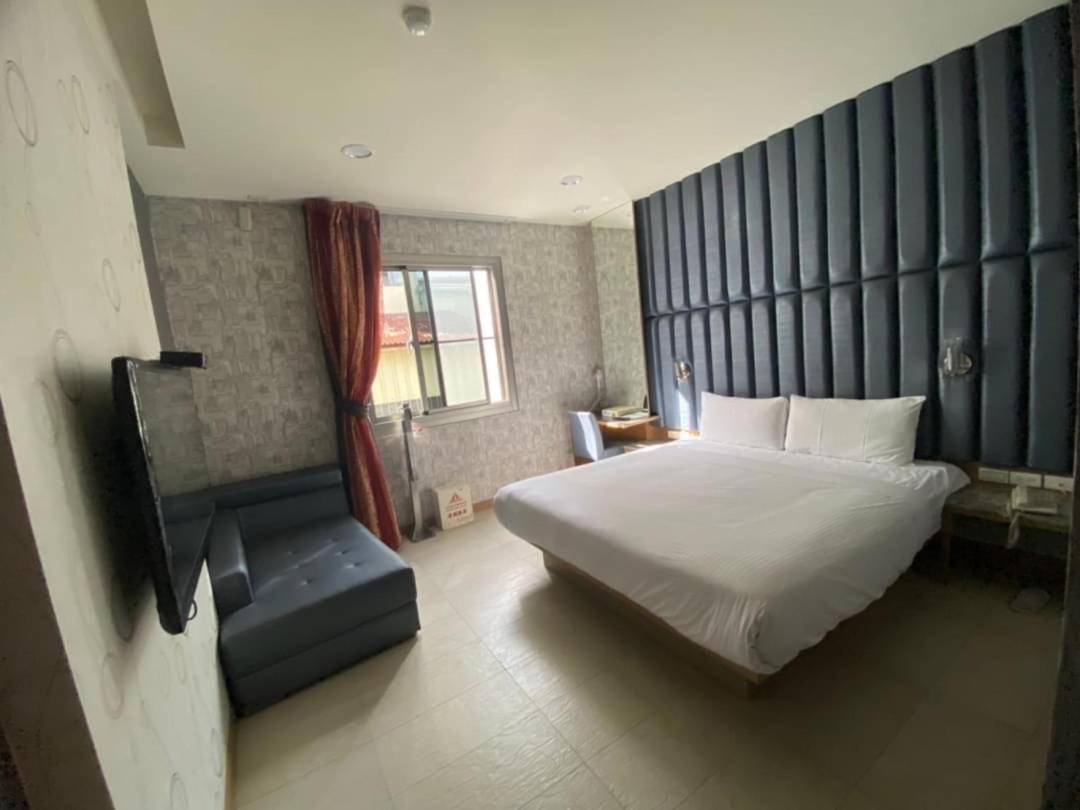 Love Hotel Pingtung Buitenkant foto