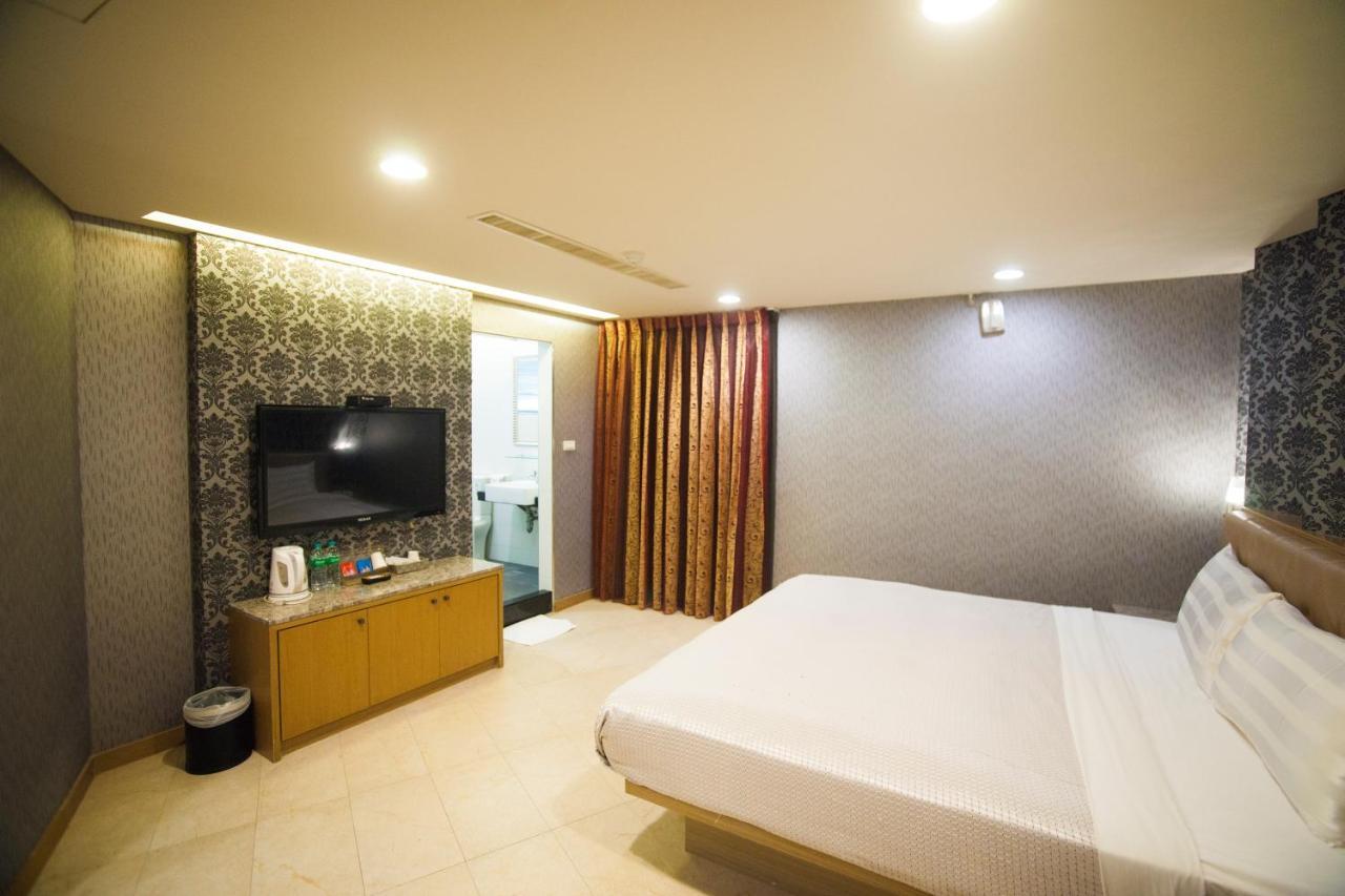 Love Hotel Pingtung Buitenkant foto